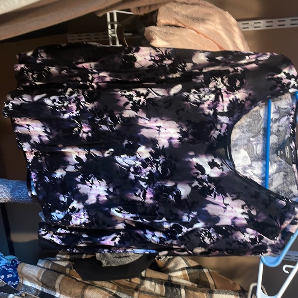 Vera wang shirt